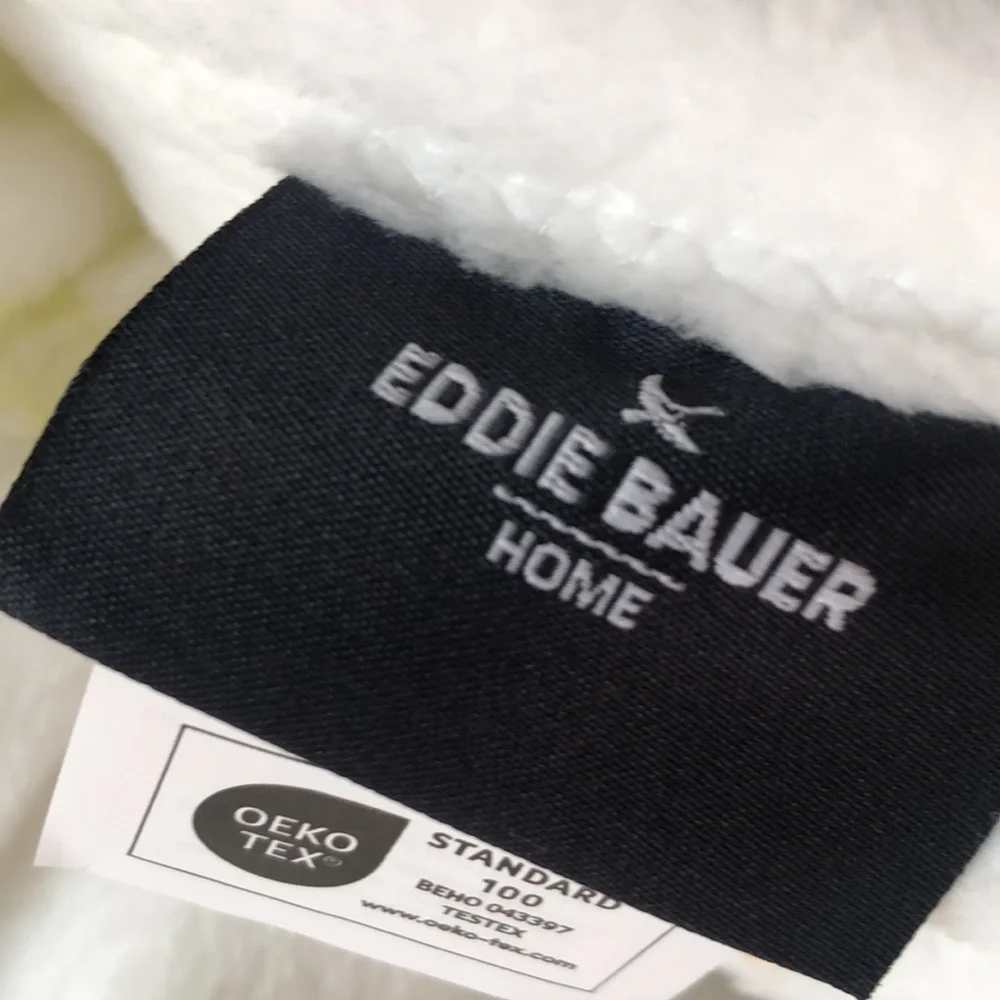 Eddie Bauer Multicolor Nature FISHING Print Plush Throw